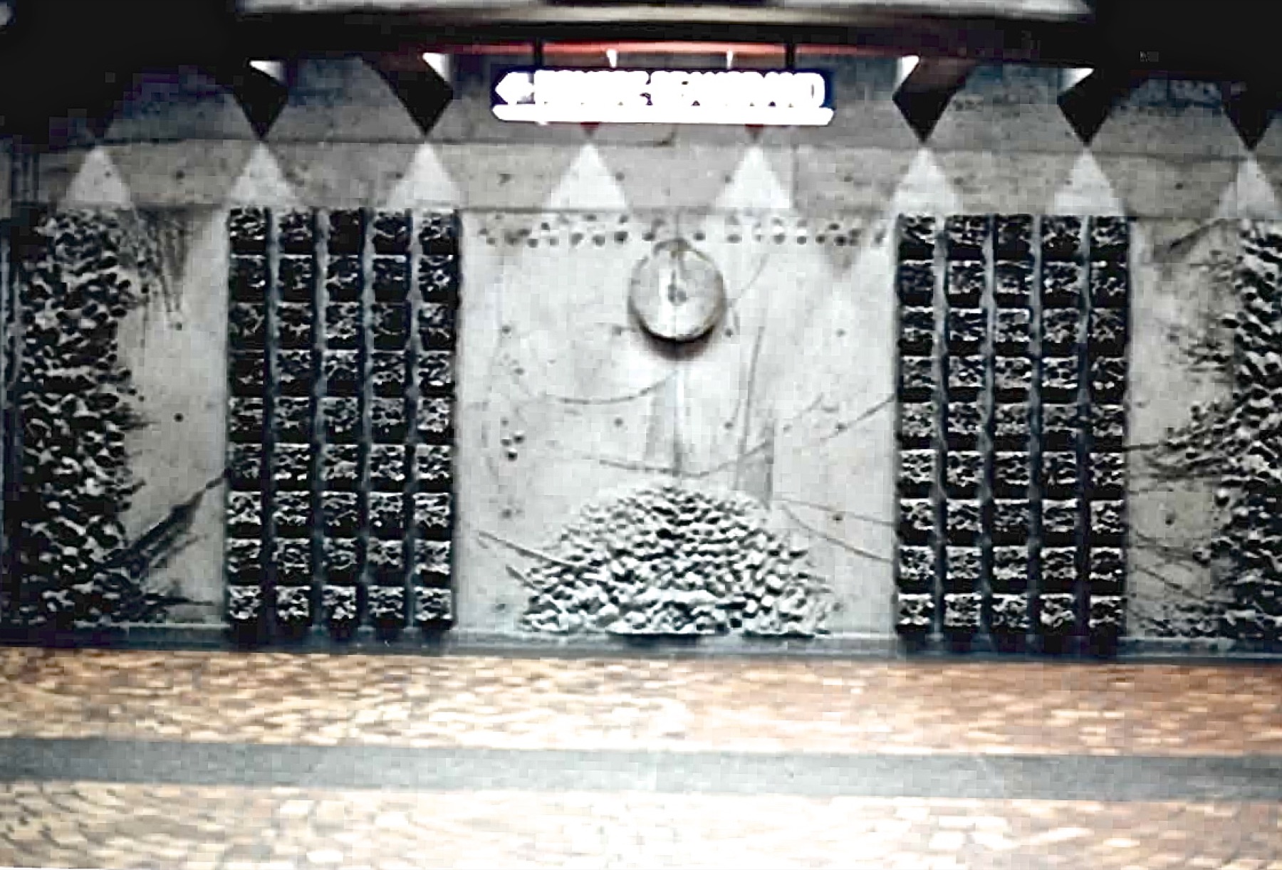 Murales en ciment — murale de Jordi Bonet, vue 10